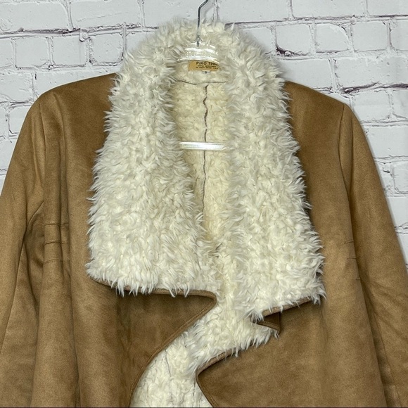 PIKO 1988 Vegan Fur and Suede Draped Front Jacket size Small - Picture 2 of 11